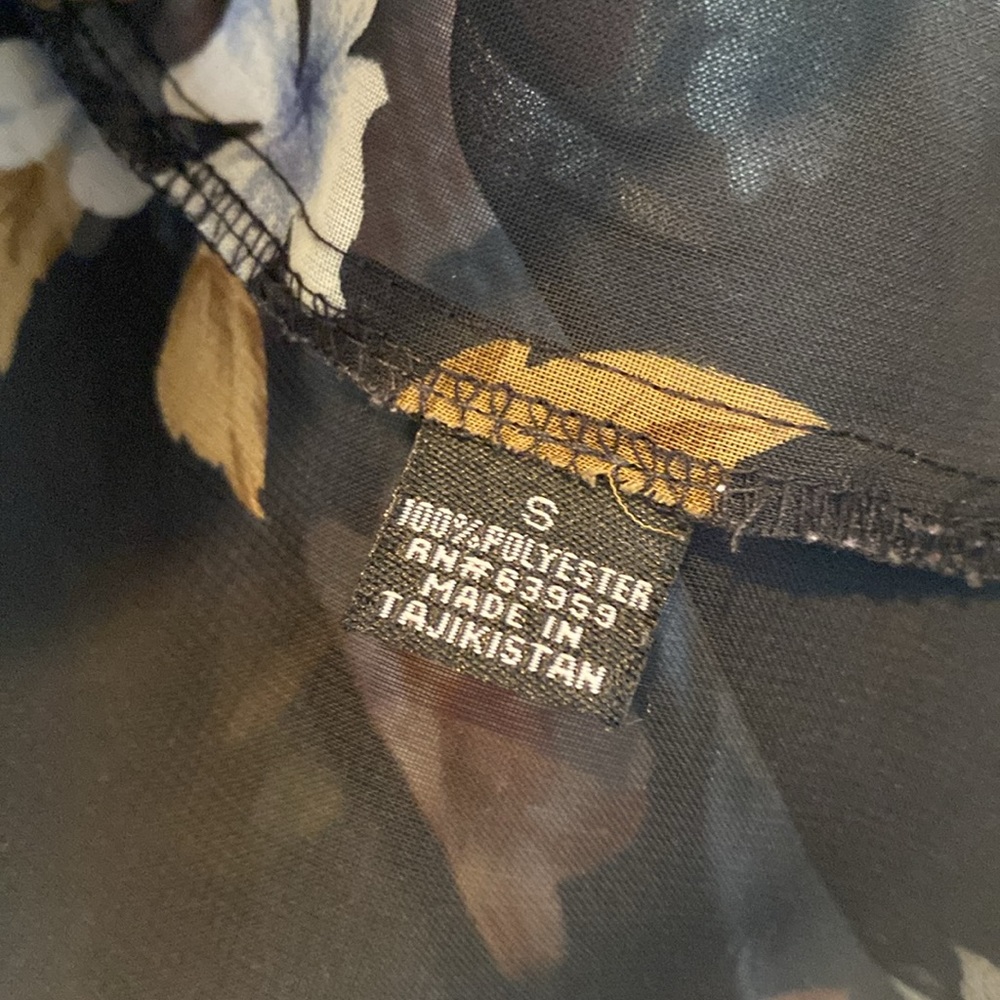 Sheer button down - Picture 2 of 2